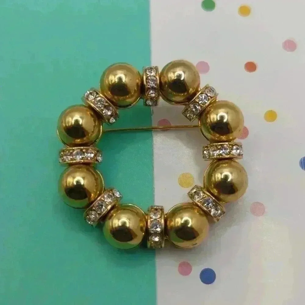 Vintage Liz Claiborne Gold Tone Ball Clear Rhinestone Rondell Circle Pin Brooch